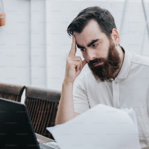 Per prendere decisioni è necessario pensarle, valutarle e ciò richiede tempo oltre ad una apprfondita conoscenza del settore.