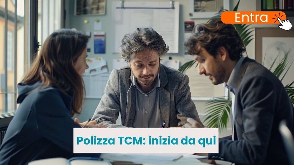 giovane coppia discute su argomenti di natura professionale alla ricerca di soluzioni